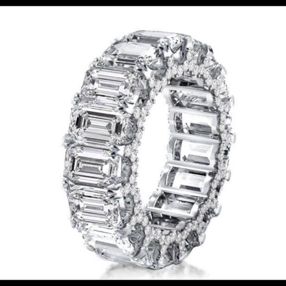 ETERNITY EMERALD DIAMOND RING BAND - Picture 3 of 8